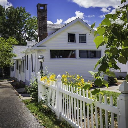 Homestead Inn New Milford Exterior foto