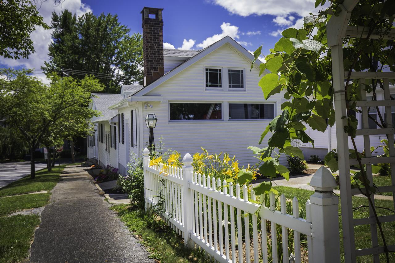 Homestead Inn New Milford Exterior foto